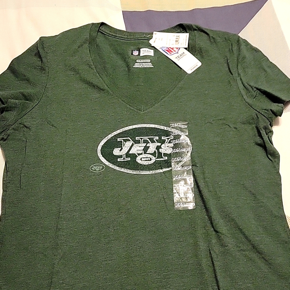 NWT! Womens NY Jets V-Neck tee